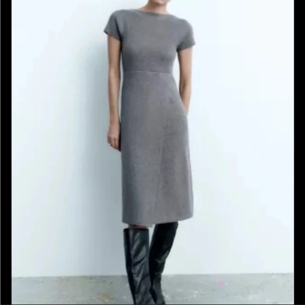 Zara Gray Knit Midi Dress Wool Blend Short Sleeve Minimalist Size S EUC